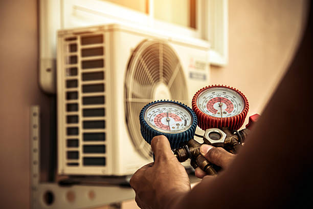 Professional Hvac technician working in Cross Plains, WI